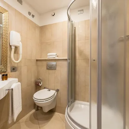 酒店 卡佳酒店 4*