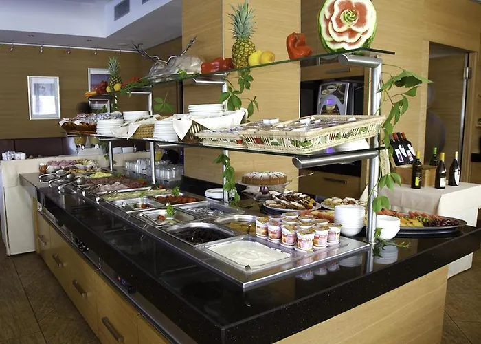 Katja 4* بيبيوني